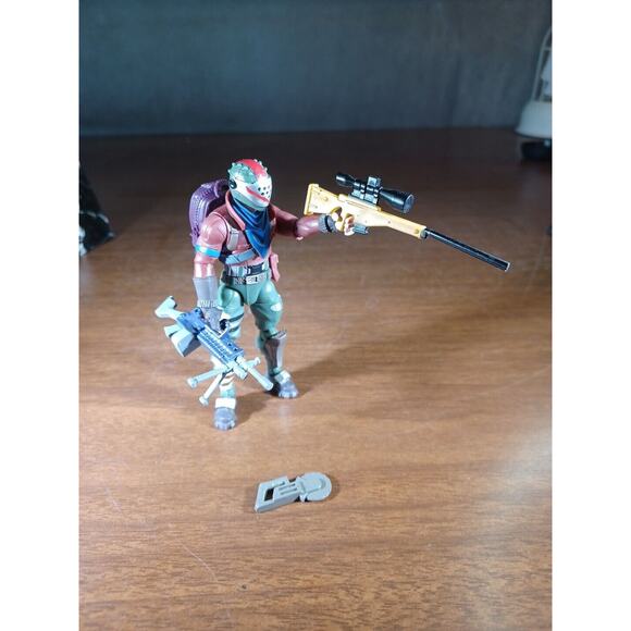 Fortnite Rust Lord 4 Inch Action Figure. *Character Figure w/Weapons & Backpack - Picture 1 of 7